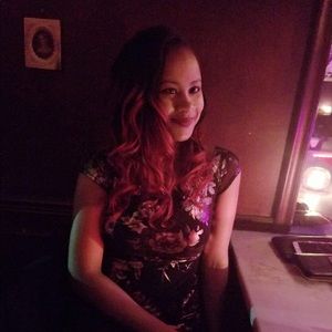 Meet your Posher, Candacy